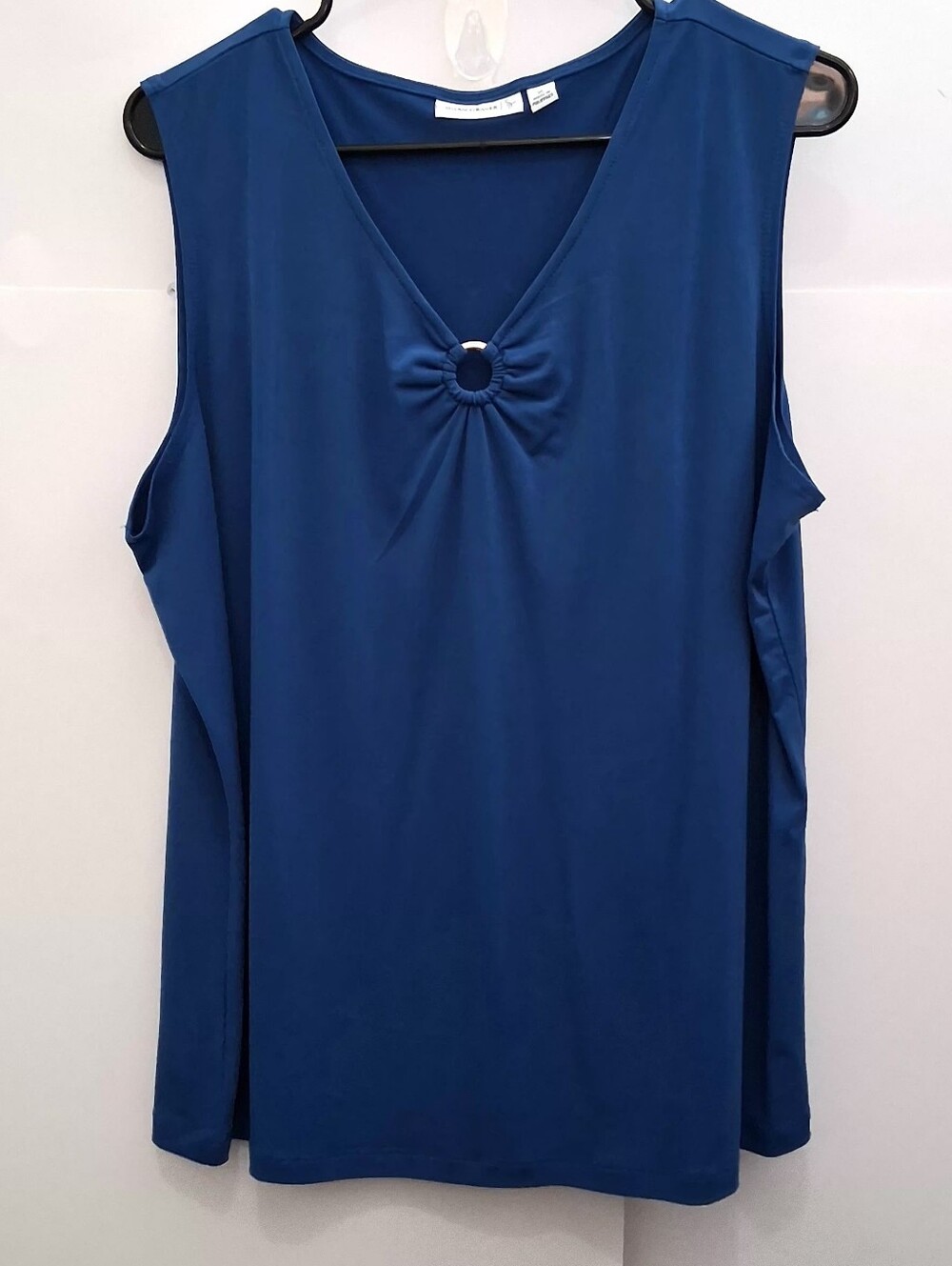 Susan Graver Sleeveless Ring-Accent V-Neck Top - Royal Blue Size XL
